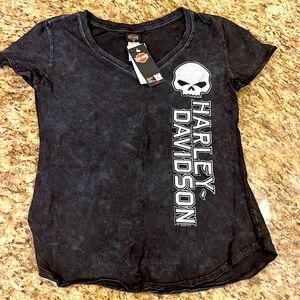 Womens Harley v-neck brand new, small